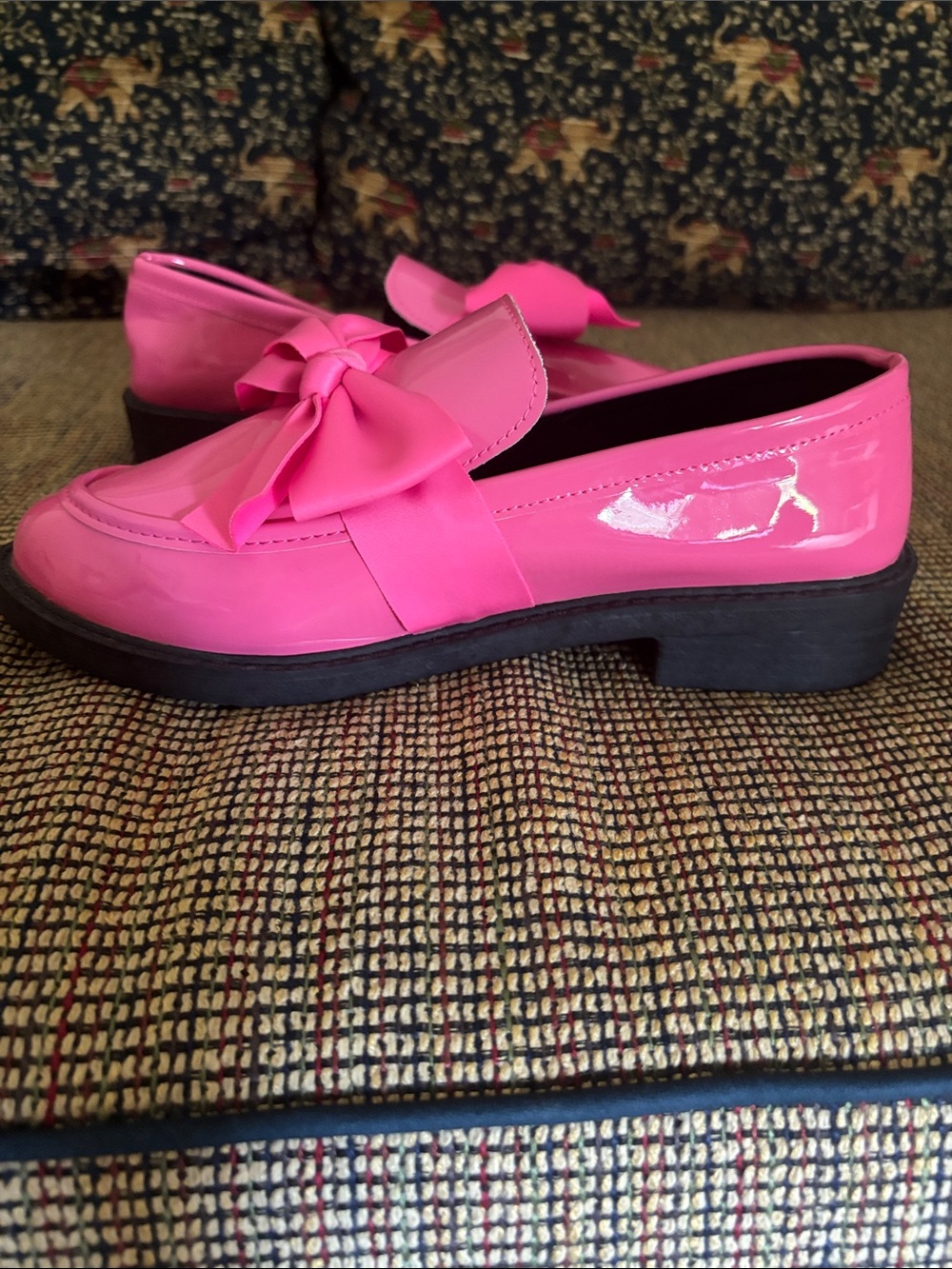 Aitaotain Bubblegum Pink Patent Bow Loafers - EU 40 / US Women's 9 - Picture 9 of 9